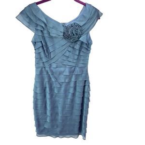 London Times Womens Flower Dress Knee Length Layered Lined Pale Dress 6 Petite